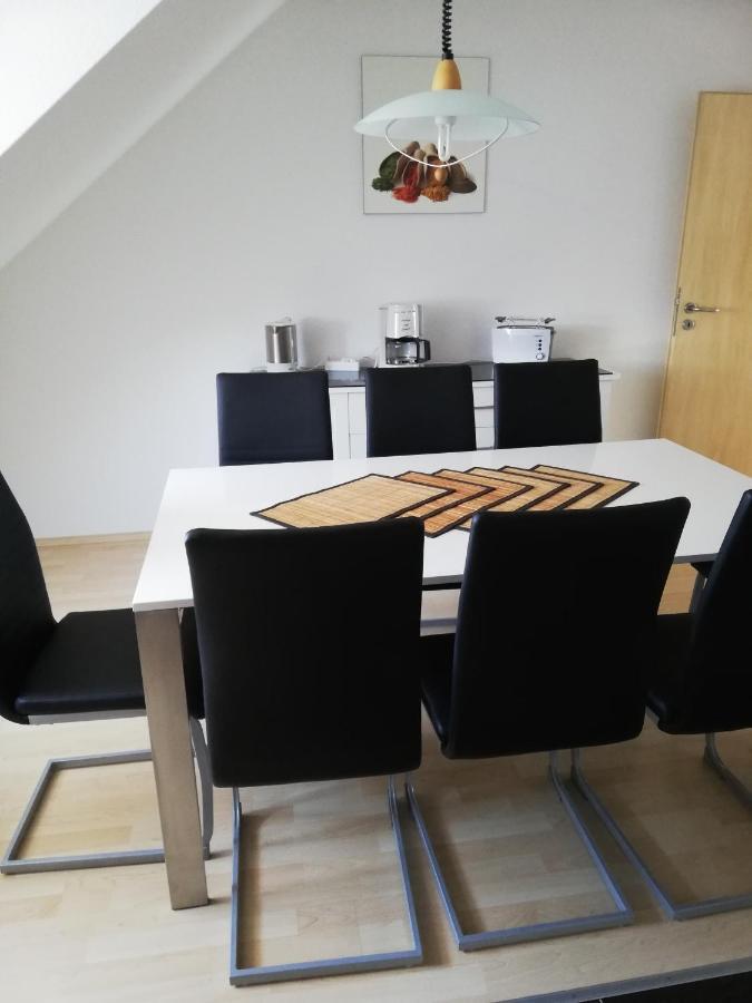 Ferienwohnung Am Bodensee Mit 3 Schlafzimmer Ueber 2 Etage Mit Kleine Balkon Bis 7 Personen Uberlingen Buitenkant foto